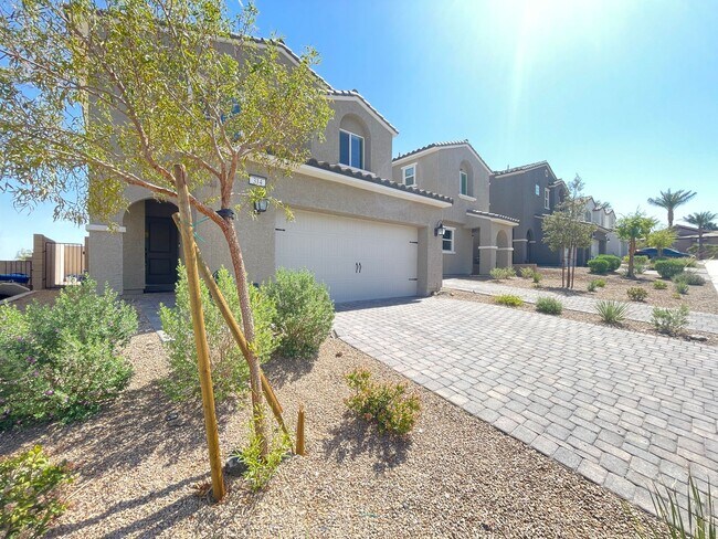 Foto del edificio - Beautiful Gated Henderson Home | 3 Bed/ 2.5 Bath- AVAILABLE 3/31/26