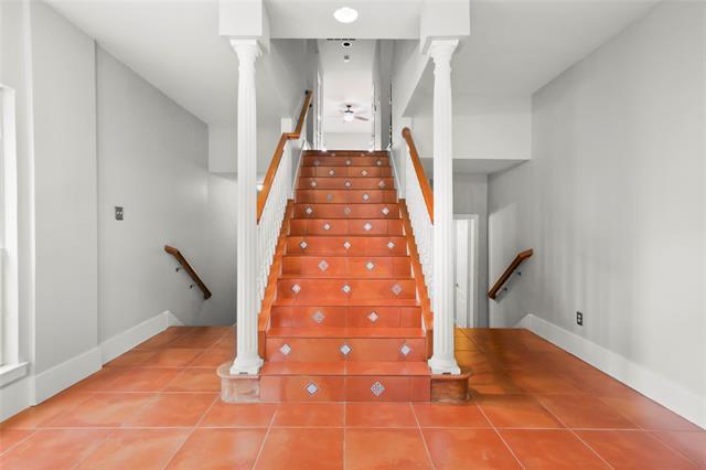 Foto del edificio - 4020 Mediterranean St