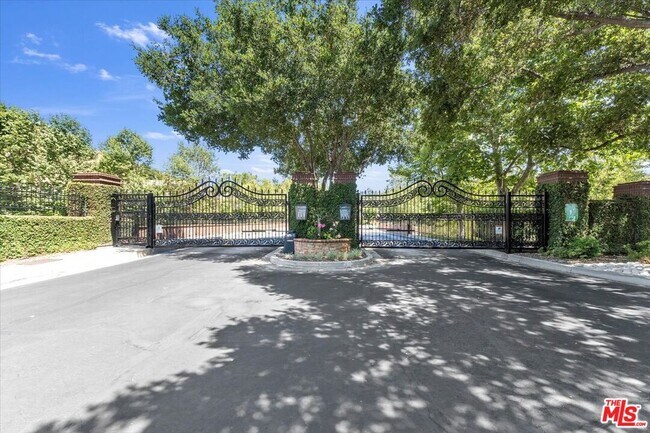 Foto del edificio - 1535 Verde Ridge Ln