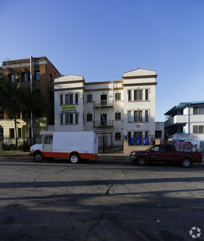 Building Photo - Leeward Apartments