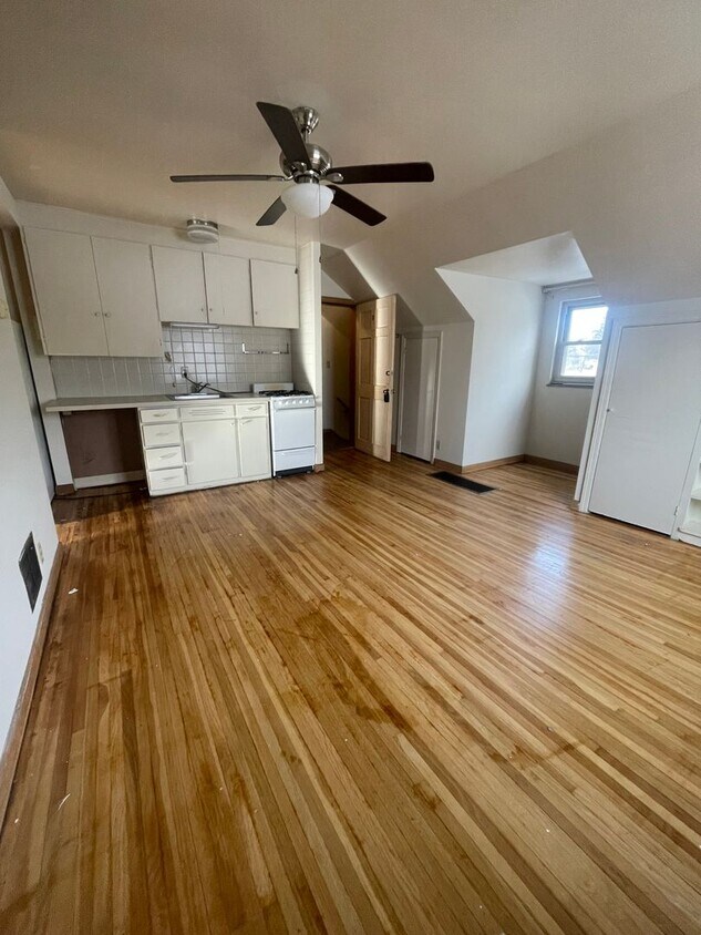 Foto del edificio - 117 Fairlawn Dr