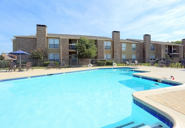 Piscina refrescante - Somerset Park At Union Apartments