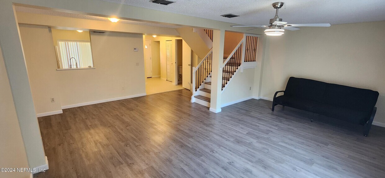 7016 Prestwick Cir S, Jacksonville, FL 32244 Townhome Rentals in