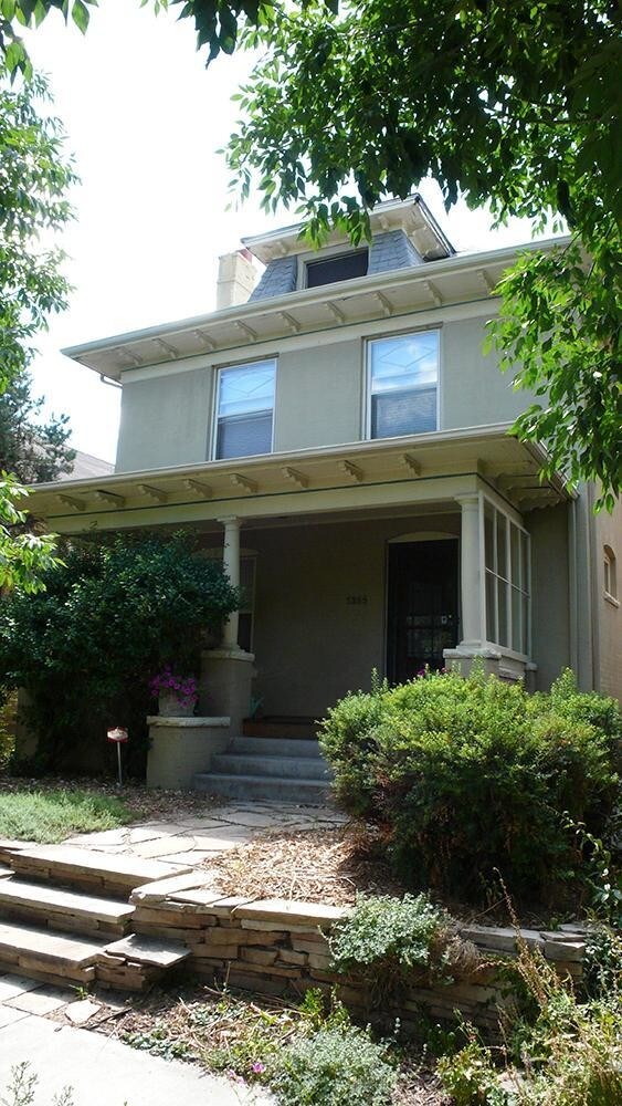 Foto del edificio - 1355 Adams St
