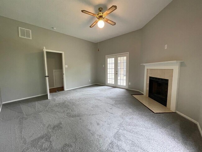 Foto del edificio - 2926 Lakefield Way