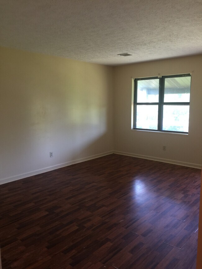 Foto del edificio - Robinwood Apartments