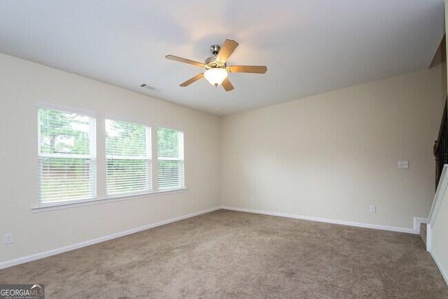 Foto del edificio - 289 Darbys Run Ct