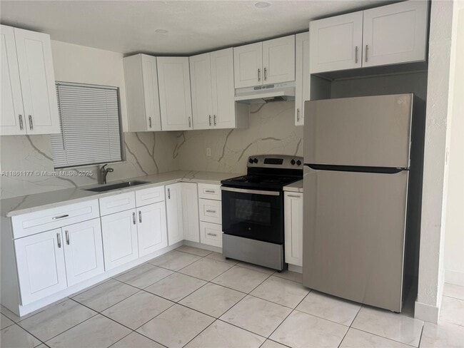 Foto del edificio - 732 SW 6th St