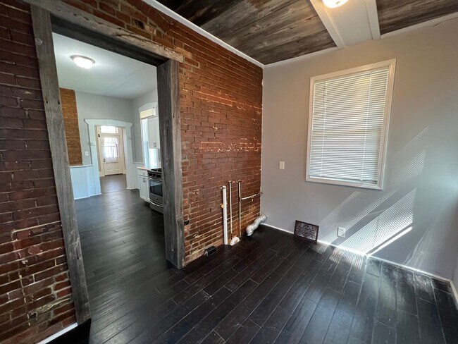 Foto del edificio - Terrific single family home for rent.