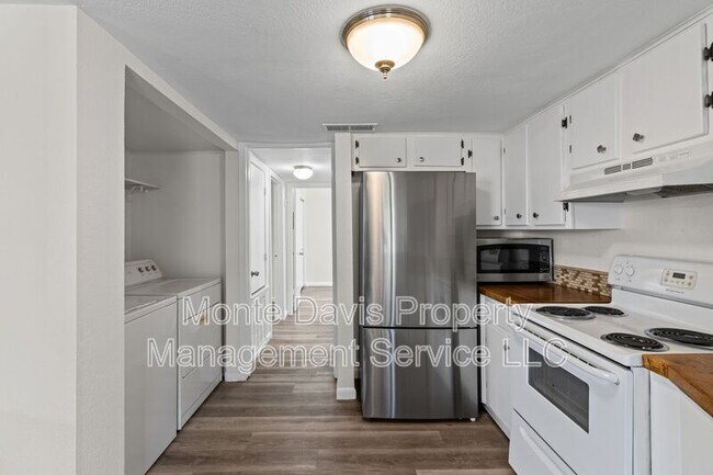 Building Photo - 1713 Cinnamon Path