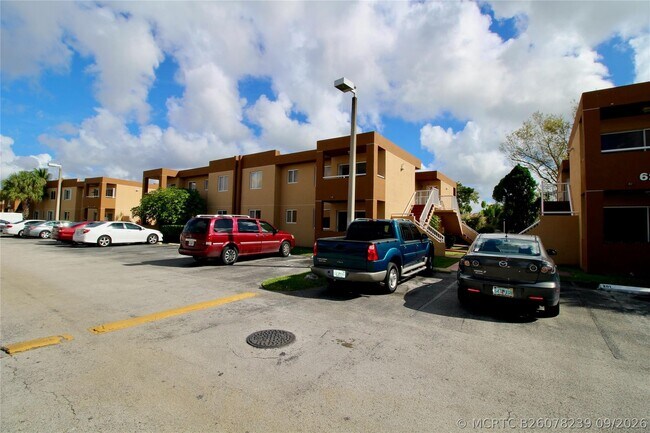 Foto del edificio - 6225 SW 131st Ct