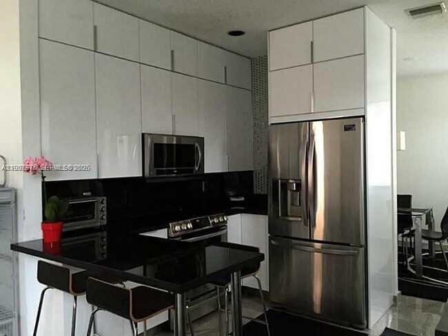 Building Photo - 1654 Salerno Cir