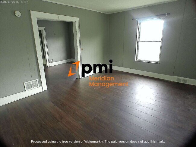Building Photo - SUMMER RENTAL SPECIAL