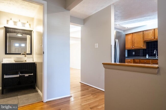 Foto del edificio - 2911 Montauk Ct