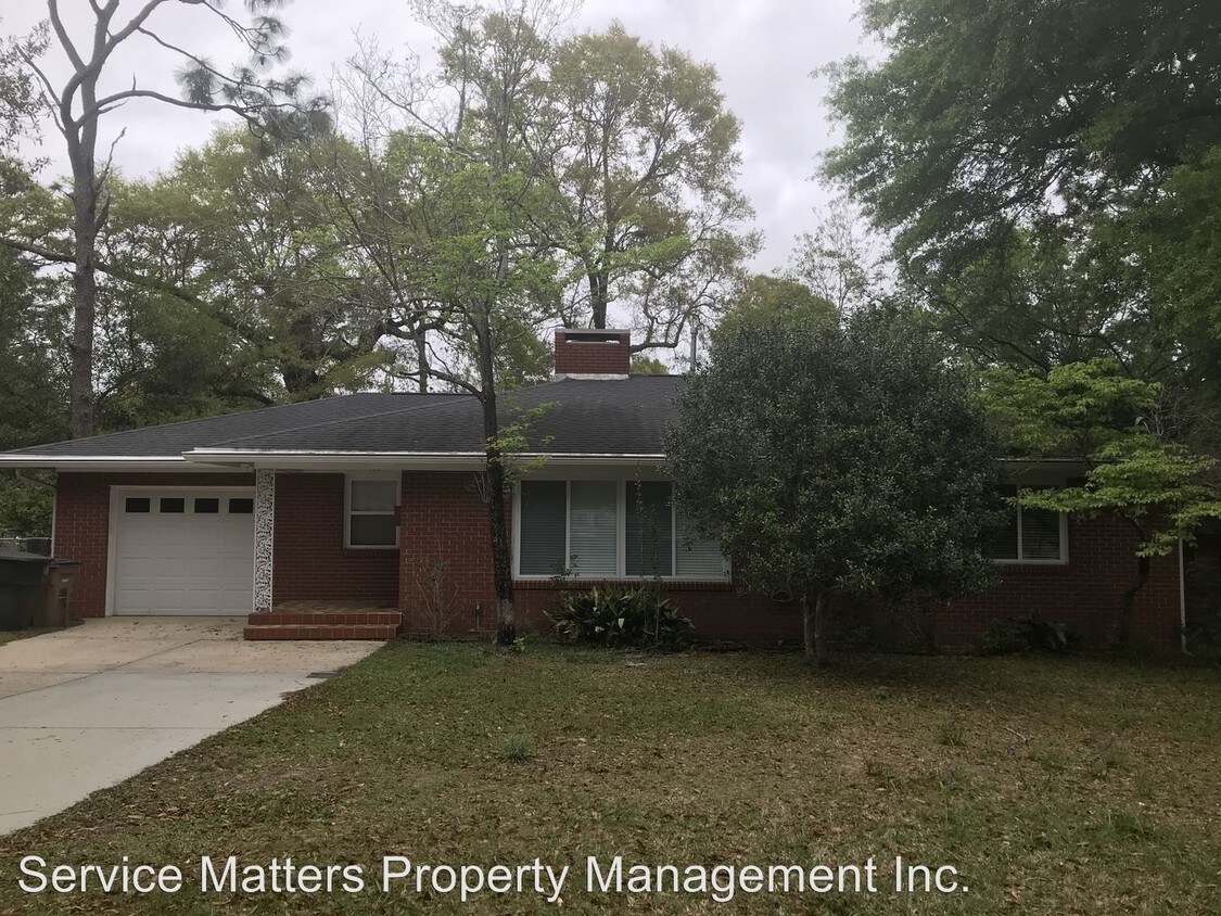 Primary Photo - 138 Mango St