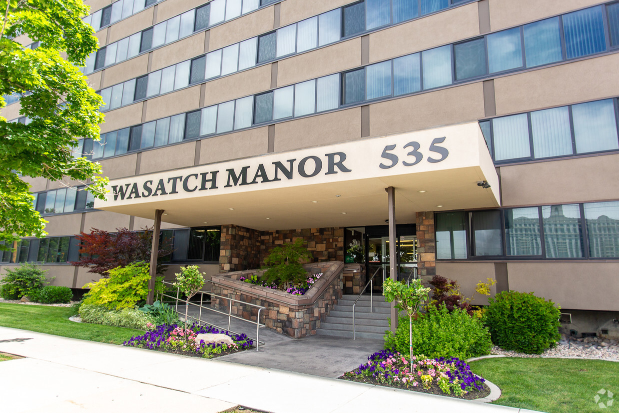 Foto principal - Wasatch Manor Apartments - A Senior Community