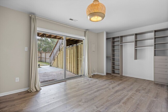 Foto del edificio - AERIES ON THE BAY