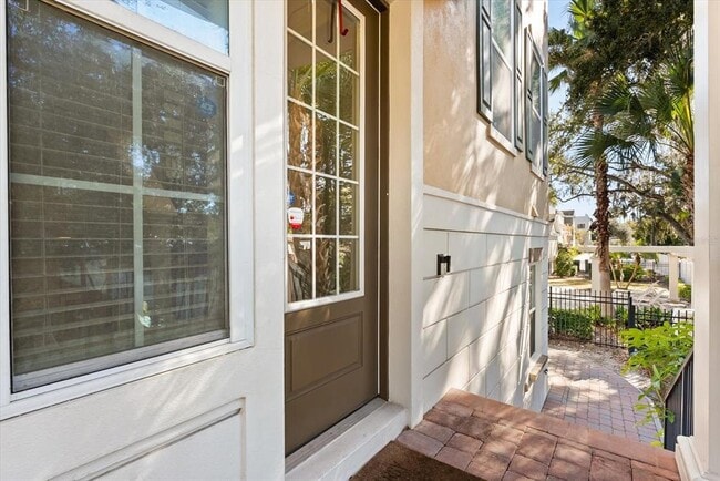 Building Photo - 520 Lanark Ct