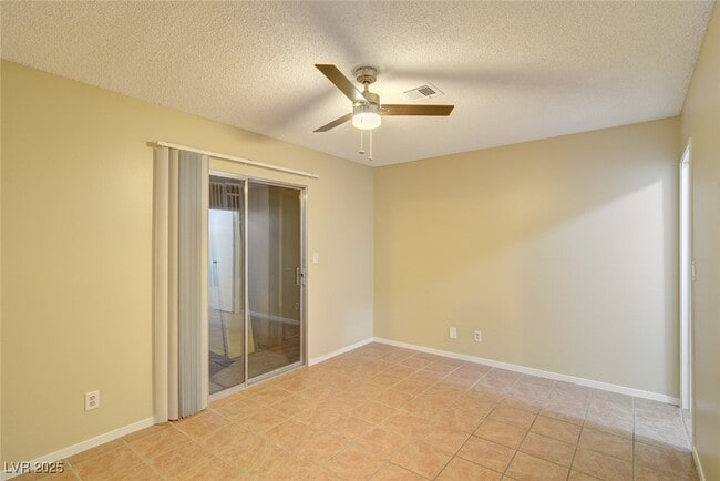 Building Photo - 409 N Lamb Blvd
