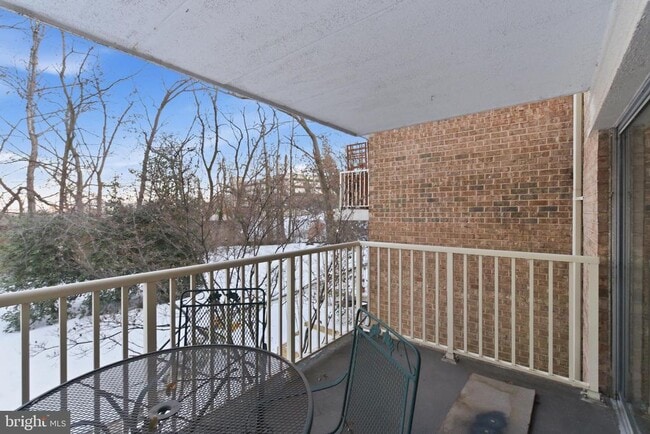 Building Photo - 2614 Fort Farnsworth Rd