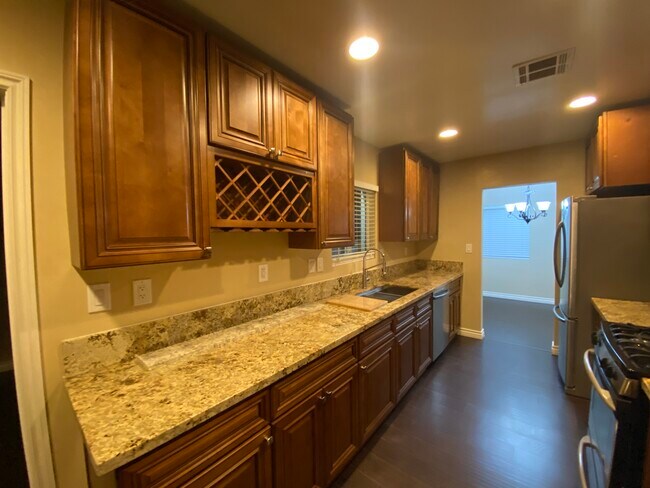 Building Photo - 7524 Alta Cuesta Dr