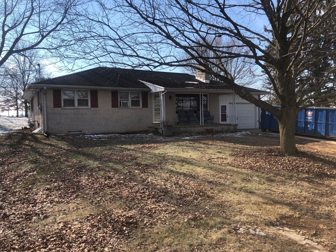 Primary Photo - 180 Oak Rd