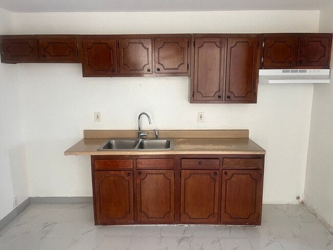 Building Photo - 7302Alaba