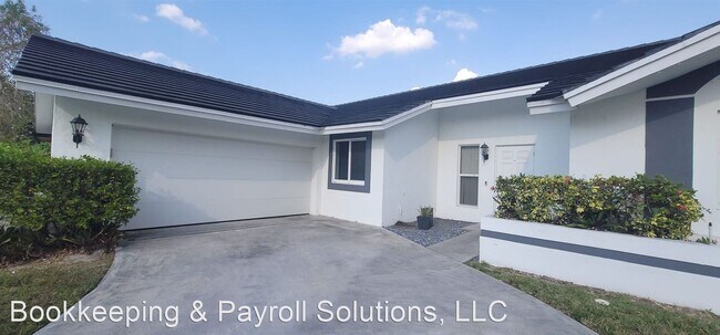 Foto del edificio - 3 br, 2 bath House - 5750 W. WATERFORD DRIVE