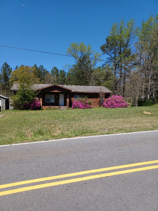 1040 Beechwood Dr, Chester, SC 29706 House Rental in Chester, SC