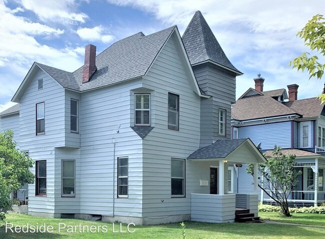 Building Photo - 241 S 5th St E