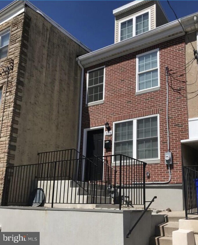 376 E Hector St, Conshohocken, PA 19428 Townhome Rentals in