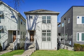 Building Photo - 906 Southside Pl