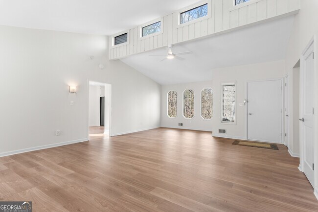 Foto del edificio - 608 Ann Ct