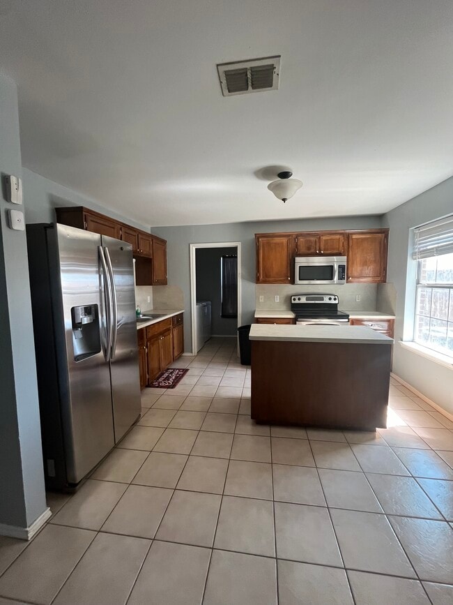 Kitchen. - 1414 Denver