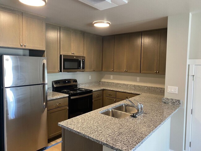 Foto del edificio - 2673-2687 S Cloverleaf Loop