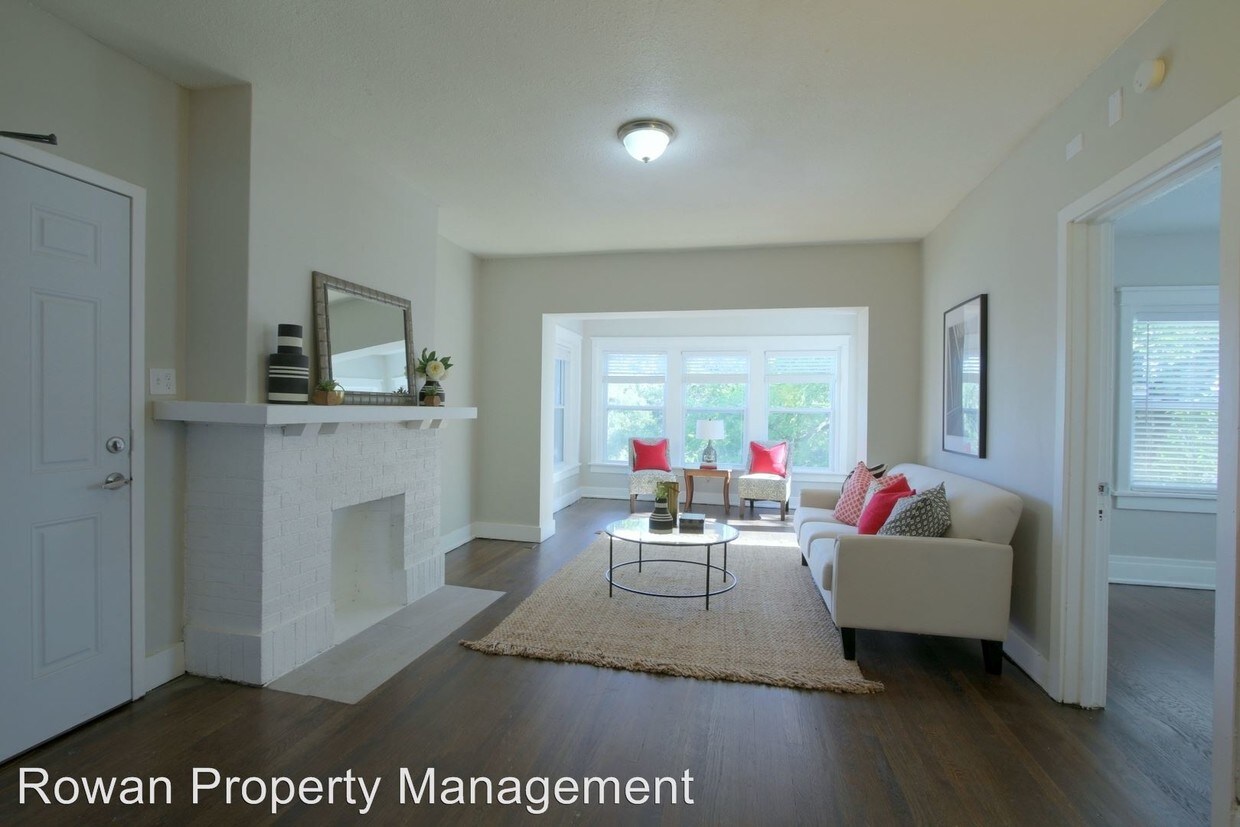 Foto principal - 1218 Brush Creek Blvd