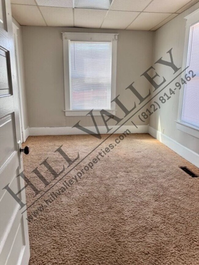 Foto del edificio - One Bedroom Home