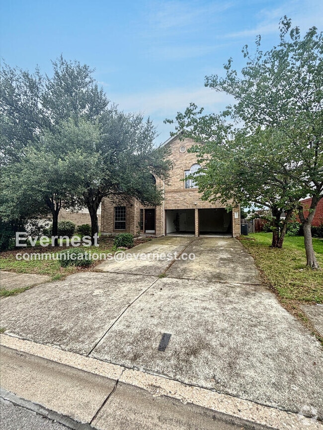 Building Photo - 3502 Cheyenne St