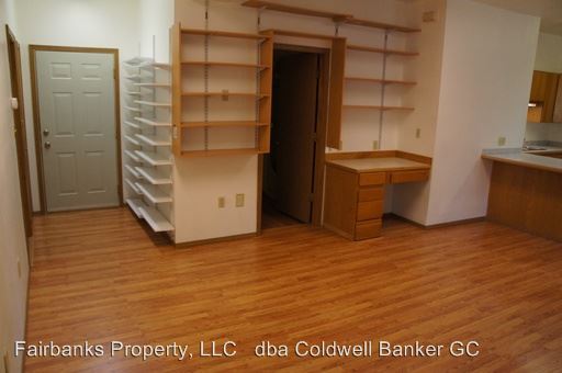 Building Photo - 3116 VFW St