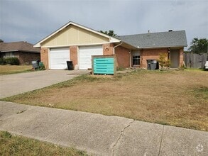 Building Photo - 5410 Brookhollow Dr