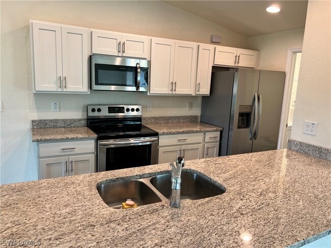 Foto del edificio - 3023 Birwood Cir