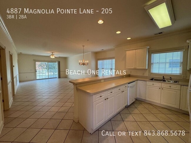 Foto del edificio - 4887 Magnolia Pointe Ln