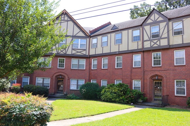 Exterior - 917 Oxmoor Rd