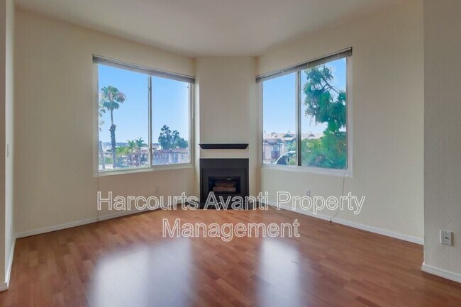 Foto del edificio - 2445 Brant St