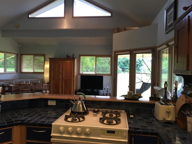 Building Photo - 66 Laa Kea Pl