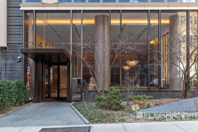 Foto del edificio - 1214 5th Ave