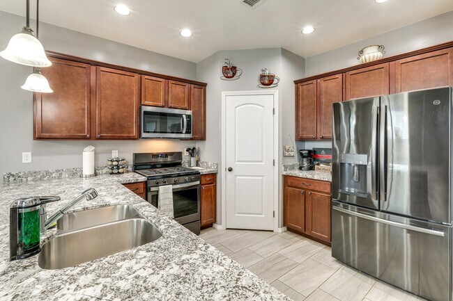 Foto del edificio - 12281 Pegasus Rd