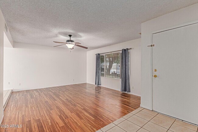 Building Photo - 5528 W Calavar Rd