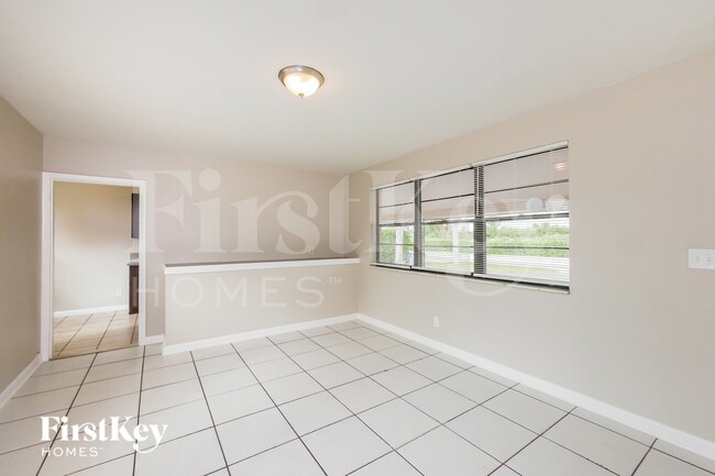 Foto del edificio - 2830 Johnson St