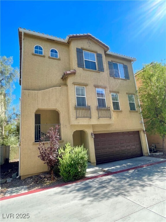 Foto del edificio - 6484 Arbury Hall Ct